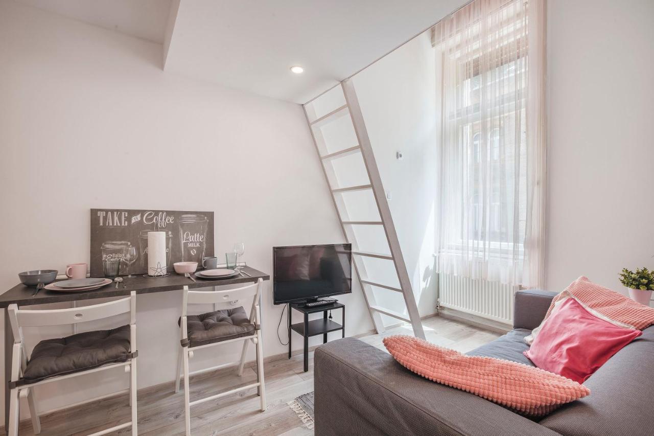 D'Crown Residences Boedapest Buitenkant foto